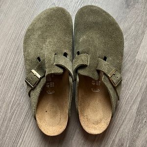 Birkenstock Boston Olive Suede from J.Crew - EU41 / L10 / M8
